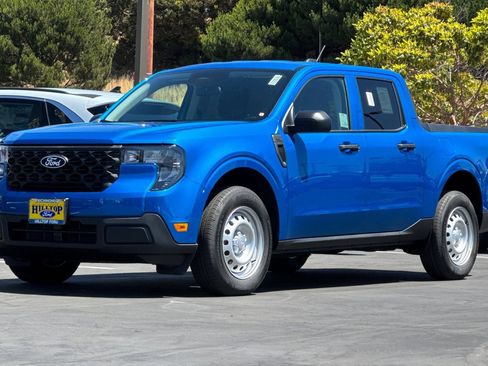 New 2025 Ford Maverick XL image 8