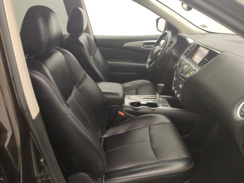 Used 2019 Nissan Pathfinder SL FWD image 21