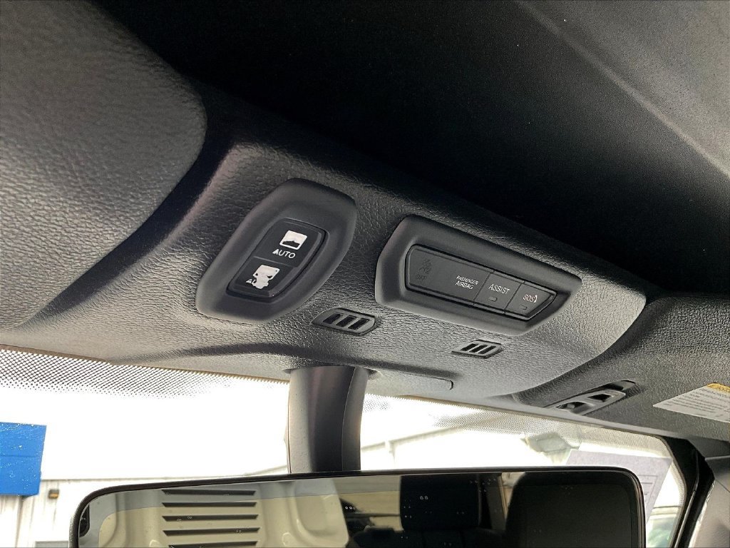 Used 2019 Jeep Wrangler Unlimited Sahara AWD/4WD image 18