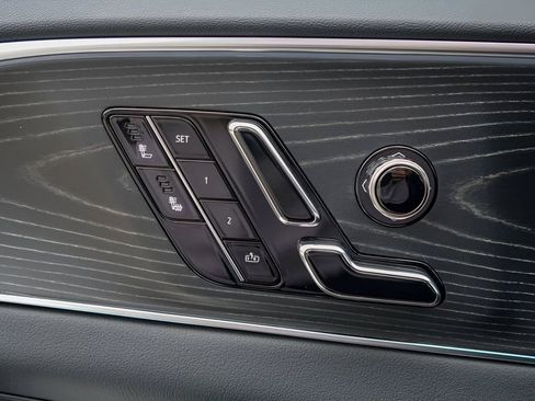 New 2026 Cadillac Lyriq Luxury w/ LPO, Floor Liner Package image 18