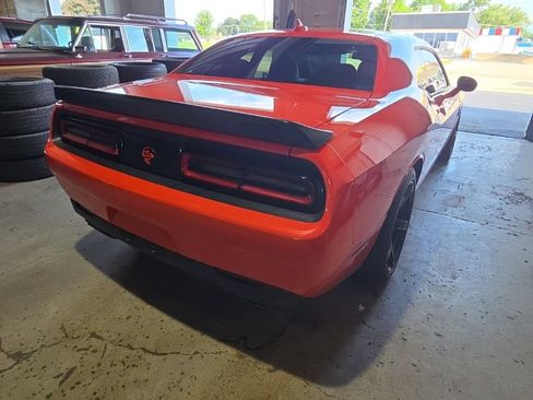 Used 2022 Dodge Challenger SRT Hellcat Redeye RWD image 3