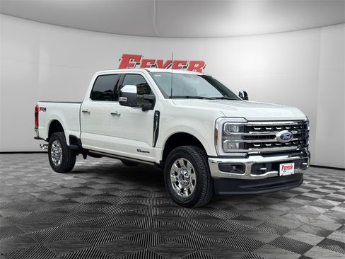 Certified 2024 Ford F350 Lariat w/ Lariat Ultimate Package image 4