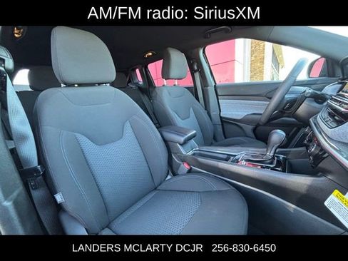 Used 2025 Jeep Compass Sport image 11