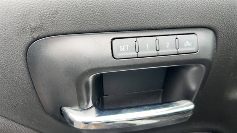 Used 2018 GMC Sierra 1500 SLT w/ SLT Premium Package AWD/4WD image 19