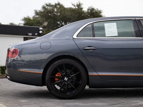 Used 2018 Bentley Flying Spur S V8 AWD/4WD image 20