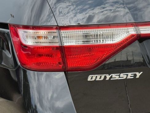 Used 2011 Honda Odyssey Touring image 6