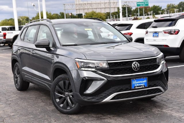 Used 2022 Volkswagen Taos S AWD/4WD image 2