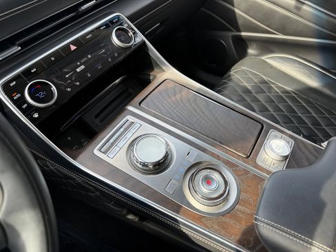 Used 2023 Genesis GV80 3.5T image 13