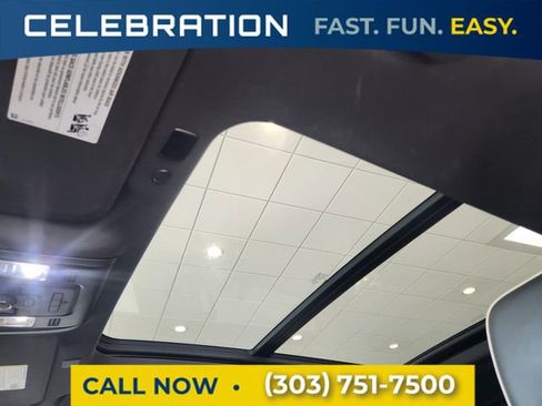 Used 2023 Chevrolet Suburban Premier image 11