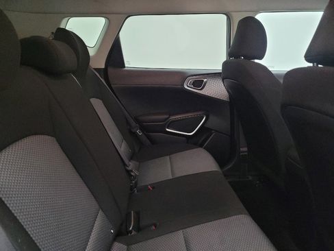 Used 2023 Kia Soul LX FWD image 19