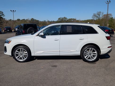 Used 2025 Audi Q7 3.0T Premium Plus image 7