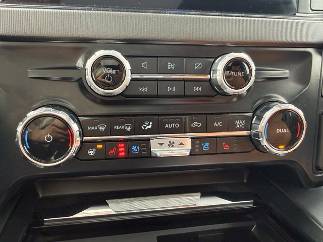 Used 2024 Ford F350 Platinum AWD/4WD image 18