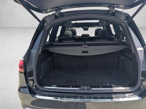 Used 2025 Mercedes-Benz GLS 450 4MATIC image 7