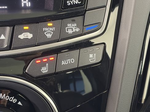 Used 2025 Acura RDX A-Spec image 26