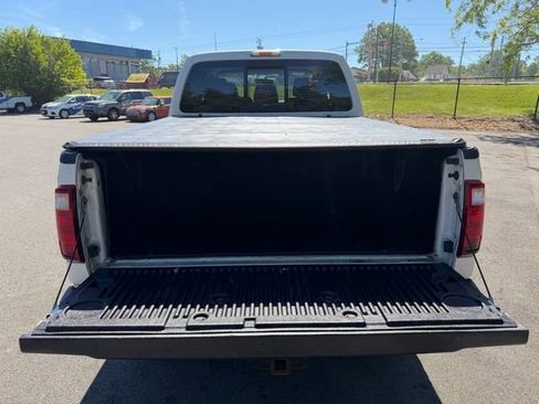 Used 2011 Ford F250 Lariat w/ Lariat Interior Pkg AWD/4WD image 38