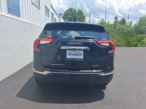 Used 2023 GMC Terrain Denali w/ LPO, Floor Liner Package AWD/4WD image 11