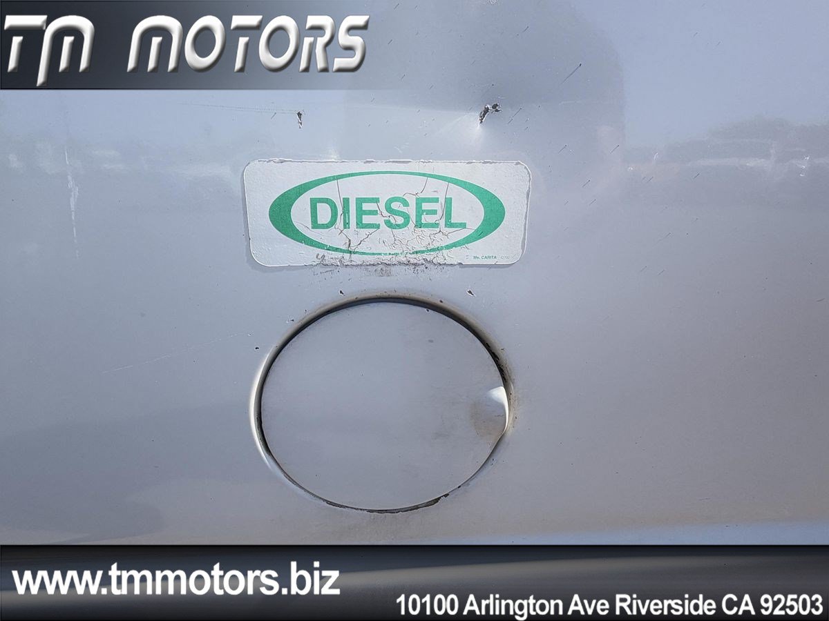 Used 2004 Ford E-350 and Econoline 350 Extended Super Duty RWD image 20