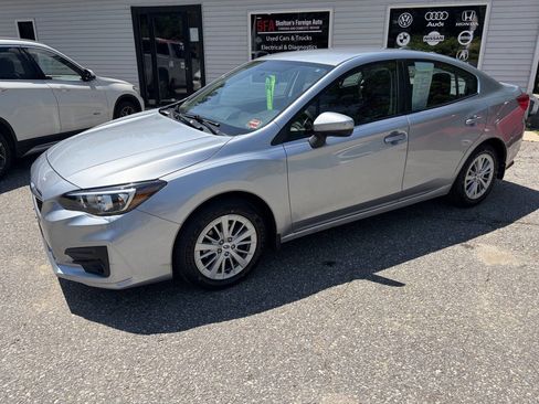 Used 2017 Subaru Impreza 2.0i Premium AWD/4WD image 1