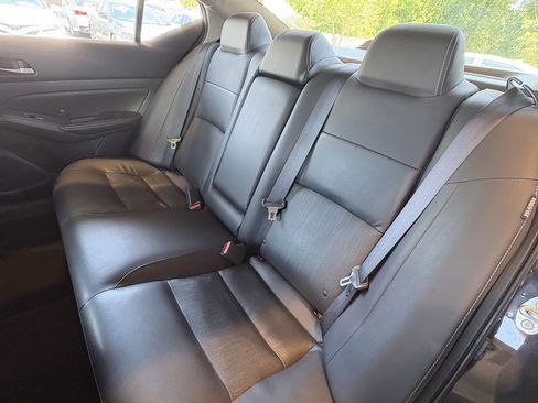 Used 2019 Nissan Altima 2.5 SL FWD image 26