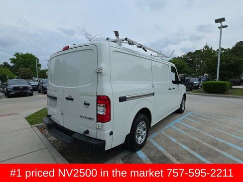 Used 2021 Nissan NV 2500 SV w/ Navigation Package RWD image 5