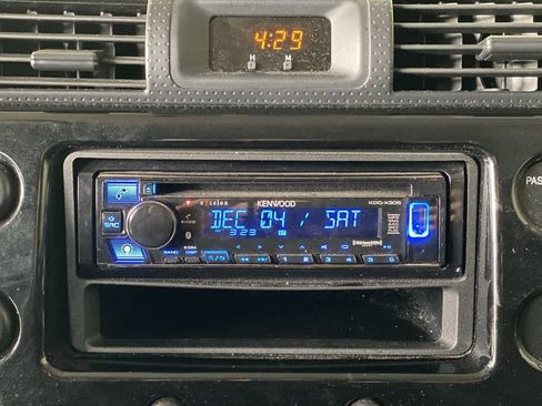 Used 2008 Toyota FJ Cruiser Base image 18