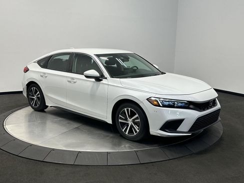 Used 2023 Honda Civic LX image 2