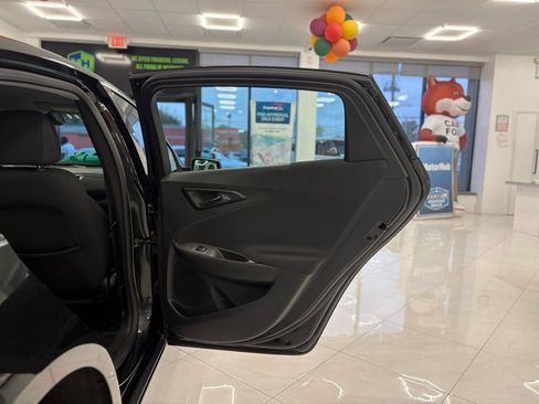 Used 2025 Chevrolet Malibu LT image 37