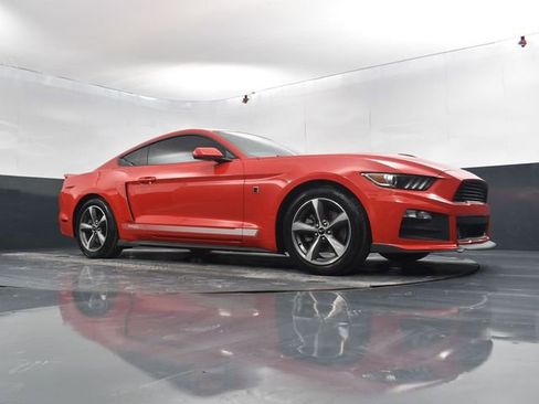 Used 2015 Ford Mustang Coupe w/ Equipment Group 051A image 41