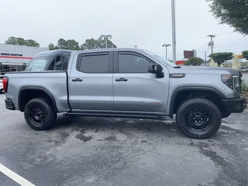 Used 2023 GMC Sierra 1500 AT4X w/ AT4X AEV Edition AWD/4WD image 9