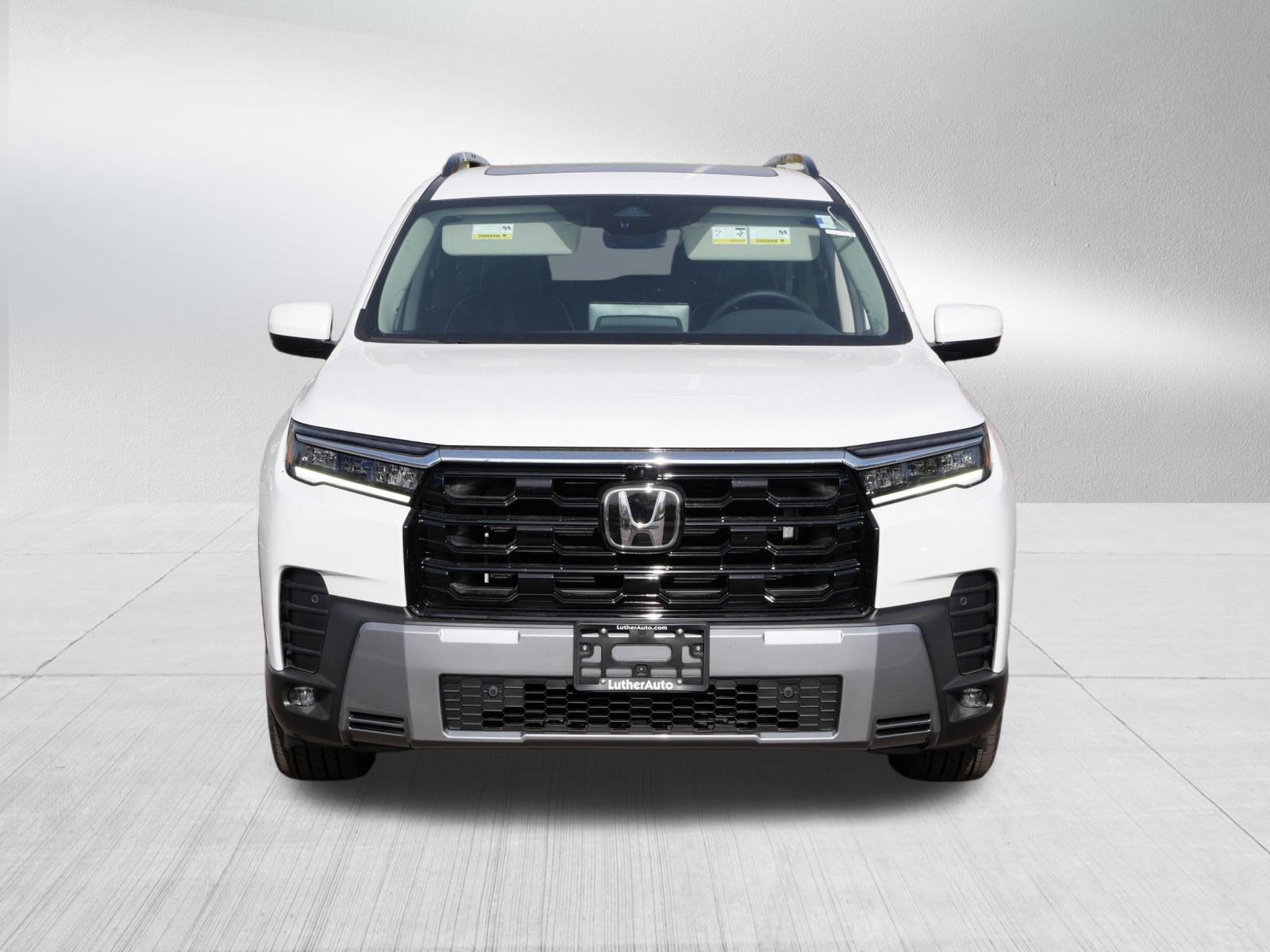 Used 2026 Honda Pilot Elite image 2