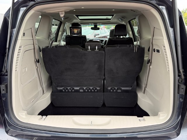 Used 2019 Chrysler Pacifica Limited FWD image 31