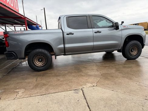 Used 2021 Chevrolet Silverado 1500 LT Trail Boss w/ Convenience Package II image 27