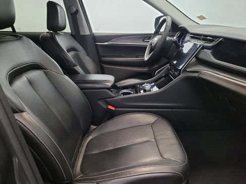 Used 2022 Jeep Grand Cherokee Limited 4xe image 21