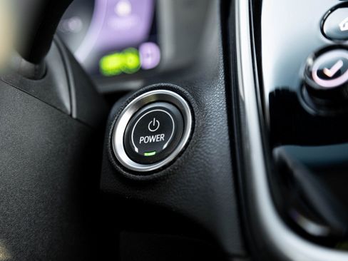 Used 2022 Chevrolet Bolt LT image 17