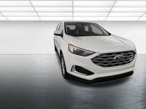 Used 2022 Ford Edge SEL image 2