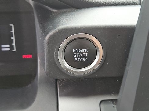 Used 2025 Toyota 4Runner SR5 RWD image 22