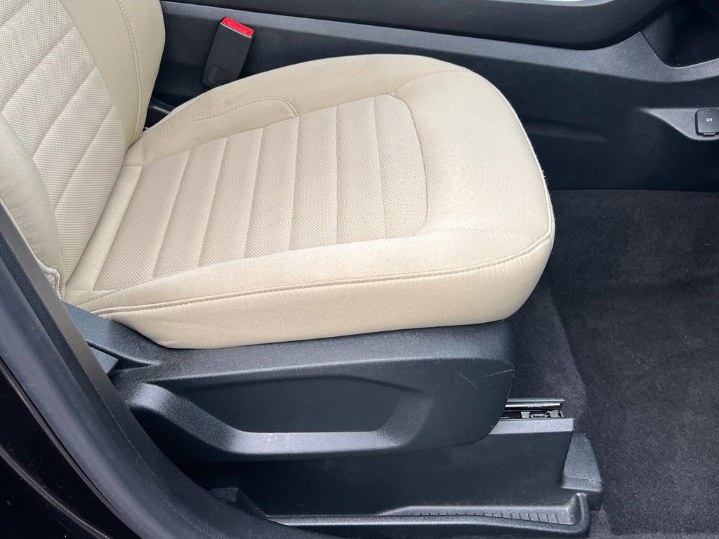 Used 2022 Ford Edge SE AWD/4WD image 16