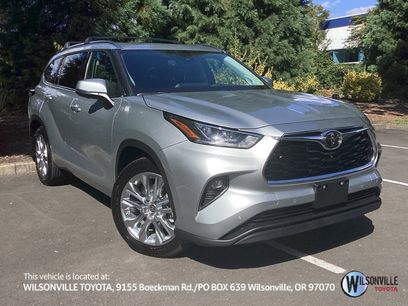 Used 2024 Toyota Highlander Limited