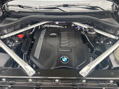 Used 2023 BMW X5 xDrive40i w/ Premium Package image 18