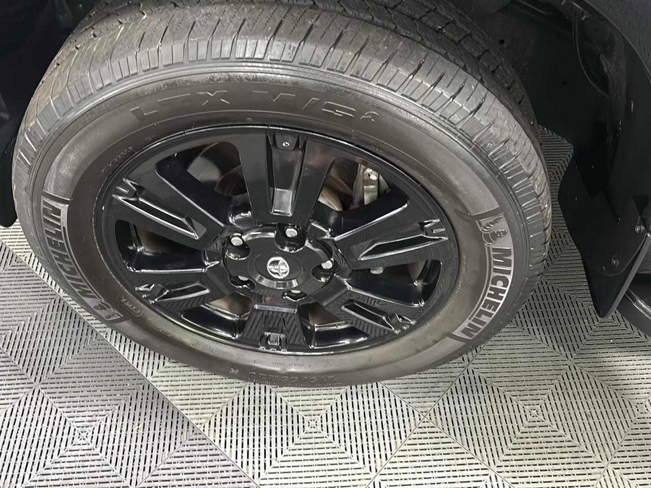 Used 2019 Toyota Sequoia TRD Sport w/ TRD Sport Premium Package AWD/4WD image 32