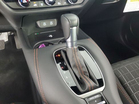 Certified 2026 Honda HR-V Sport image 18