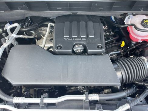 Used 2025 Chevrolet Silverado 1500 Custom w/ LPO, Dark Essentials Package image 34