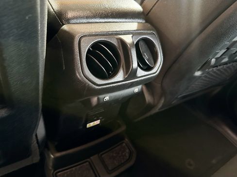 Certified 2022 Jeep Wrangler Unlimited Rubicon 4xe AWD/4WD image 26