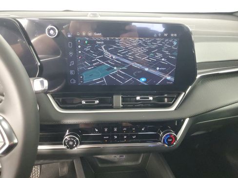 New 2026 Chevrolet Equinox LT FWD image 16