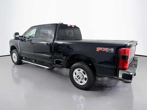 Used 2026 Ford F250 XLT w/ XLT Premium Package AWD/4WD image 5