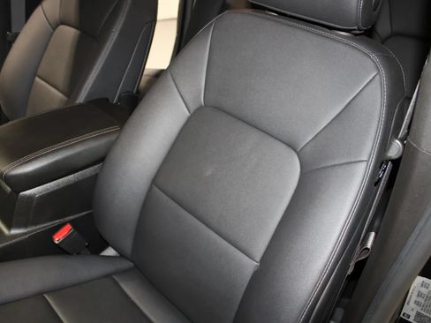 Used 2025 GMC Canyon Elevation w/ Convenience Package AWD/4WD image 18