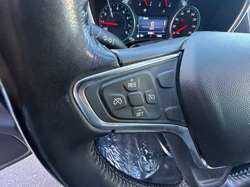 Used 2019 Chevrolet Equinox LT FWD image 20