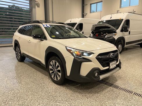Used 2024 Subaru Outback Limited AWD/4WD image 1