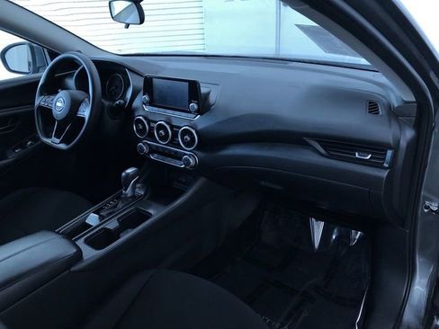 Used 2025 Nissan Sentra S image 23