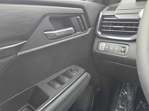 New 2026 GMC Acadia AT4 w/ Luxury Package image 30